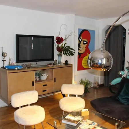 Maison De Centre Avec Jardin Hébergement de vacances *